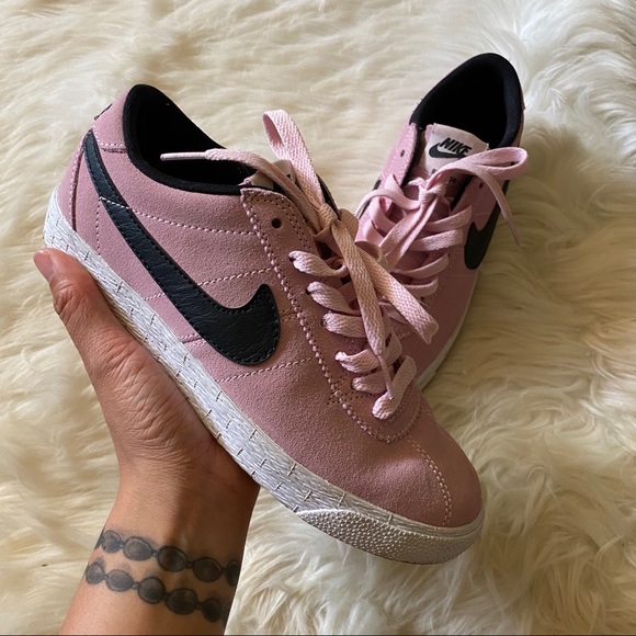 Nike Shoes - ❌SOLD❌ NIKE SB ZOOM BRUIN PINK PALE MOTEL SNEAKERS